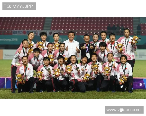 亚运会积分榜更新上海足球队以56分稳居榜首展现强劲实力 亚运会积分榜更新上海足球队以56分稳居榜首展现强劲实力