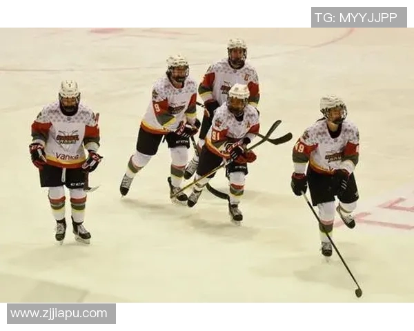 成都羽毛球队凭借56分强势领跑大师赛积分榜展现出色实力 成都羽毛球队凭借56分强势领跑大师赛积分榜展现出色实力